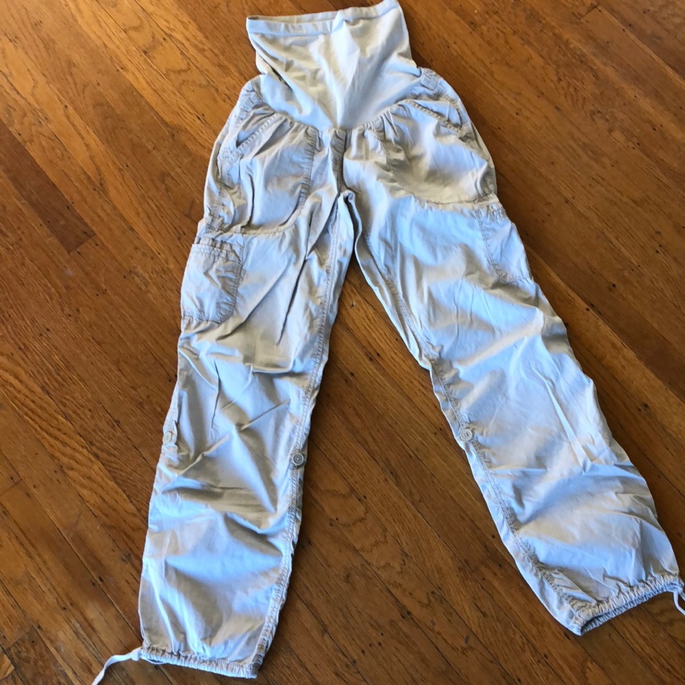 🤰🏻Motherhood Maternity Khaki Pants